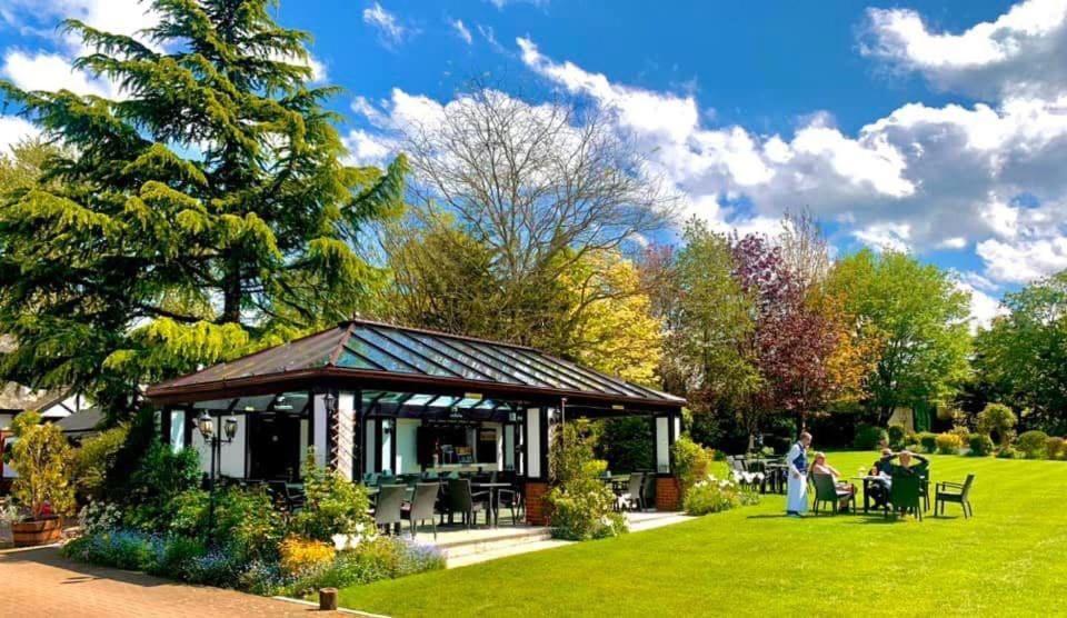The Stanwick Hotel المظهر الخارجي الصورة